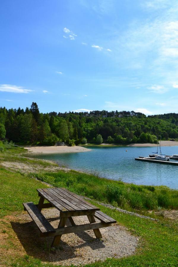 Vvf Jura Lac De Vouglans Maisod Esterno foto